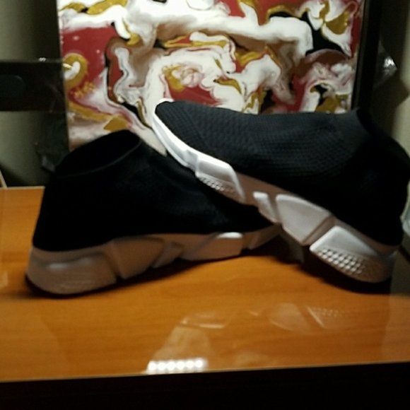 Mens "Tyga" Ultra Lightweight High Sock Sneakers - Picture 3 of 6